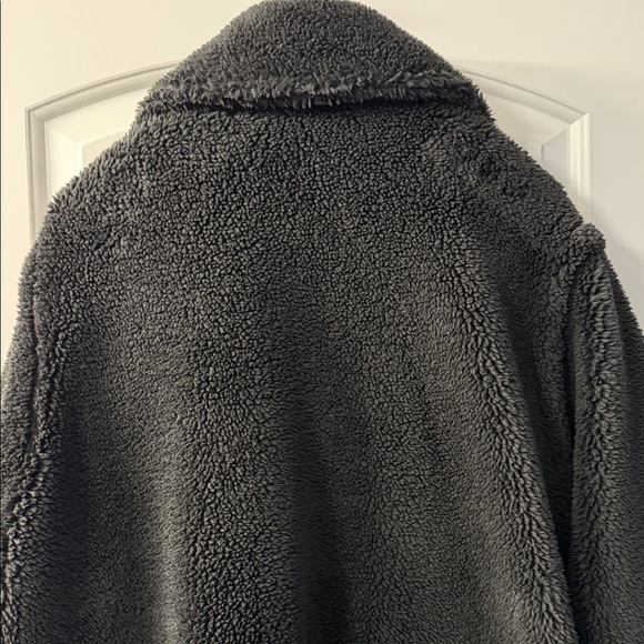ALO Yoga Black Teddy Coat - Picture 2 of 5